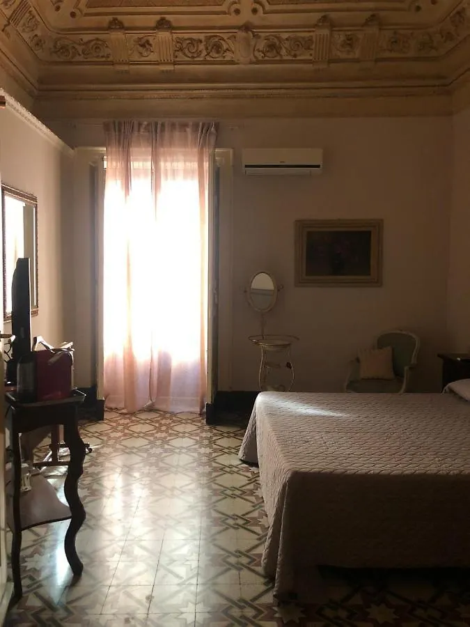 Vera Rooms Katánie CTA
